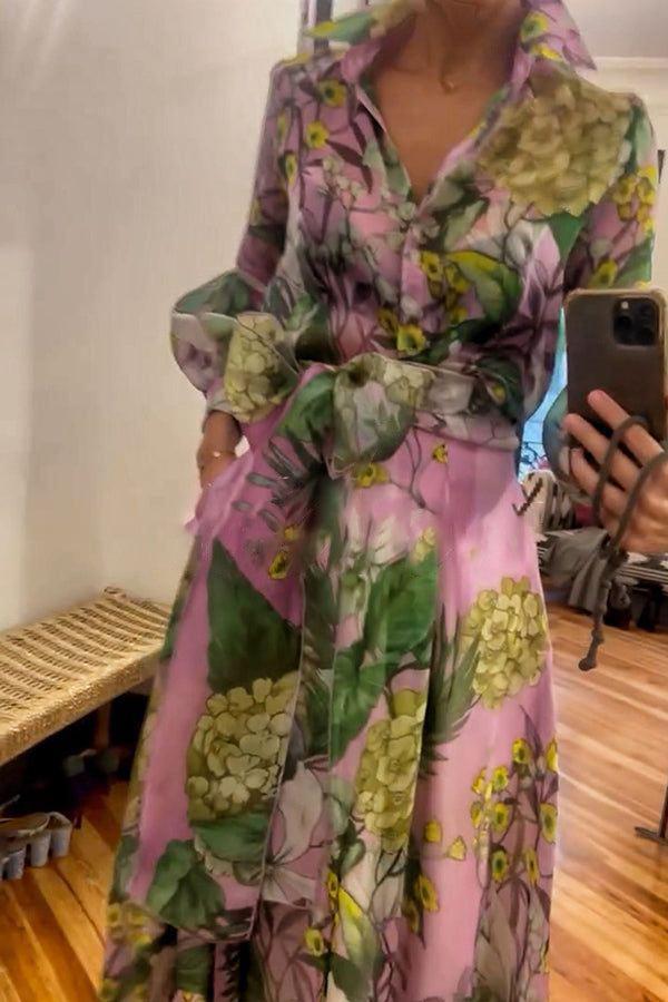 Elegantes Maxikleid in Rosa mit langen Ärmeln